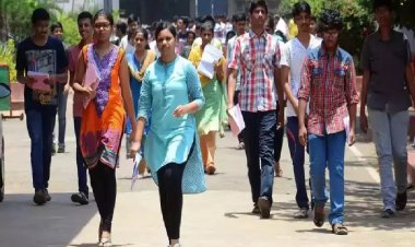 पटना हाईकोर्ट में 8वीं पास को मिलेगी 40000 से ज्यादा सैलरी, तुरंत भर दें फॉर्म