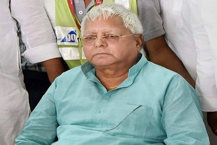 लालू यादव की बढ़ी मुश्किलें, कोर्ट ने कुर्की प्रक्रिया जारी करने का दिया आदेश