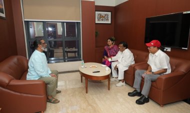 चमरा लिंडा और स्टीफन मरांडी ने मुख्यमंत्री हेमंत सोरेन से दिल्ली में की मुलाकात, गुरुजी का कुशलक्षेम जाना