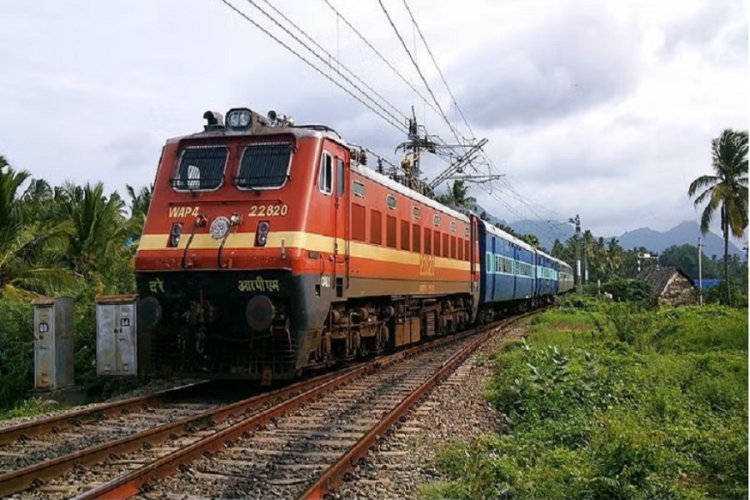 झारखंड से होकर चलने वाली कई ट्रेनें फिर रद्द, रेलवे ने ये बताई वजह