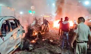 Delhi blast live update: लाल किला के पास कार धमाके में अब तक 8 की मौत, दिल्ली से मुंबई तक हाई अलर्ट
