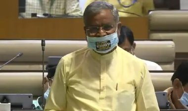 मास्क पहनकर विधानसभा पहुंचा विपक्ष, लिखा था - न्याय चाहिए, धोखा नहीं