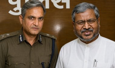 आकाओं को बचाने एवं महत्वपूर्ण साक्ष्यों को मिटाने में जुटी है सीआईडीः बाबूलाल मरांडी