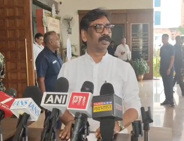 CM हेमंत का बड़ा बयान, बोले- बड़े रिफॉर्म के लिए राज्य के सारे छात्र दें अपनी विचार